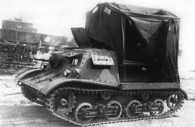 Артиллерийский тягач Т-20 Комсомолец